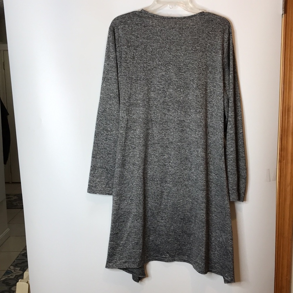 Grey Drape Front Stretch Tunic 2X PLUS SIZE - Picture 8 of 8